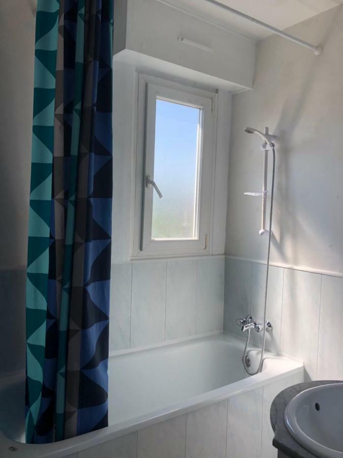 Charmant Appartement A Proximite De La Plage Dunkirk Exterior photo